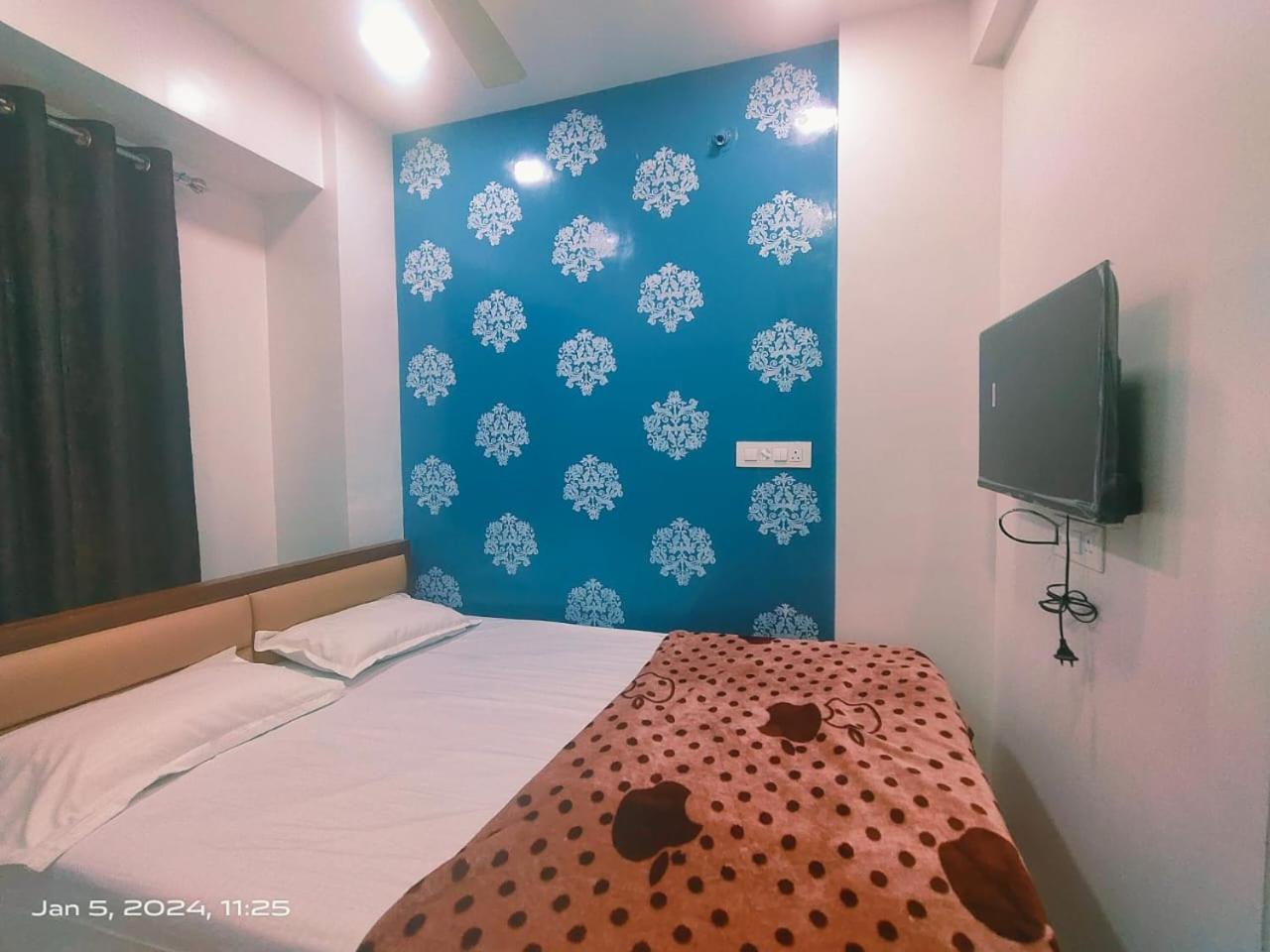 Amrit Guest House Pune Exterior photo
